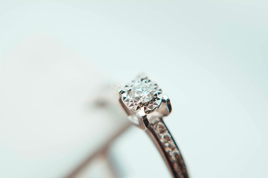  Taglio dei diamanti: come scegliere il migliore per l’anello per la proposta di matrimonio 